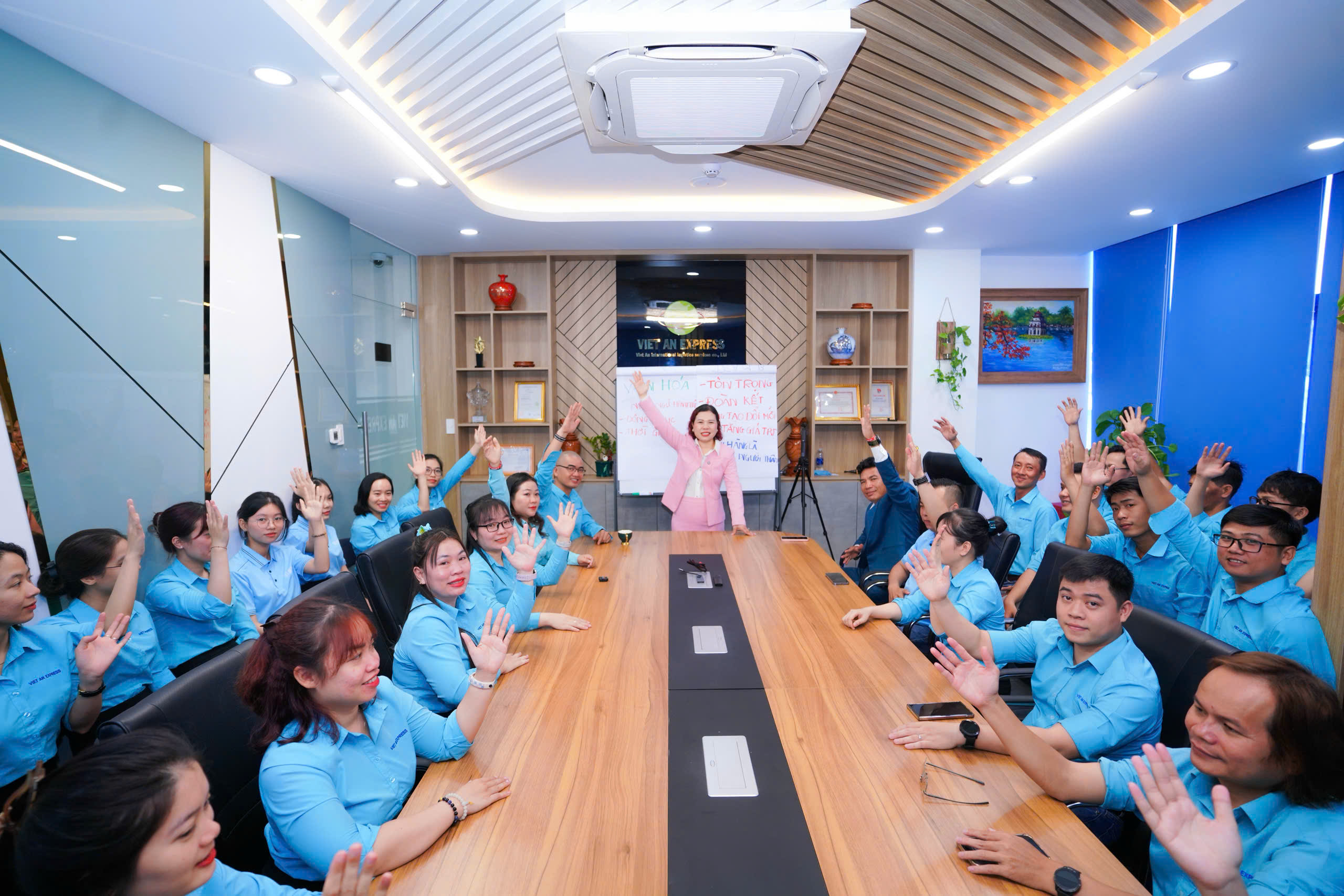 Người chị làm logistics dạy tôi rằng kinh doanh là một cuộc chạy marathon, không phải chạy nước rút